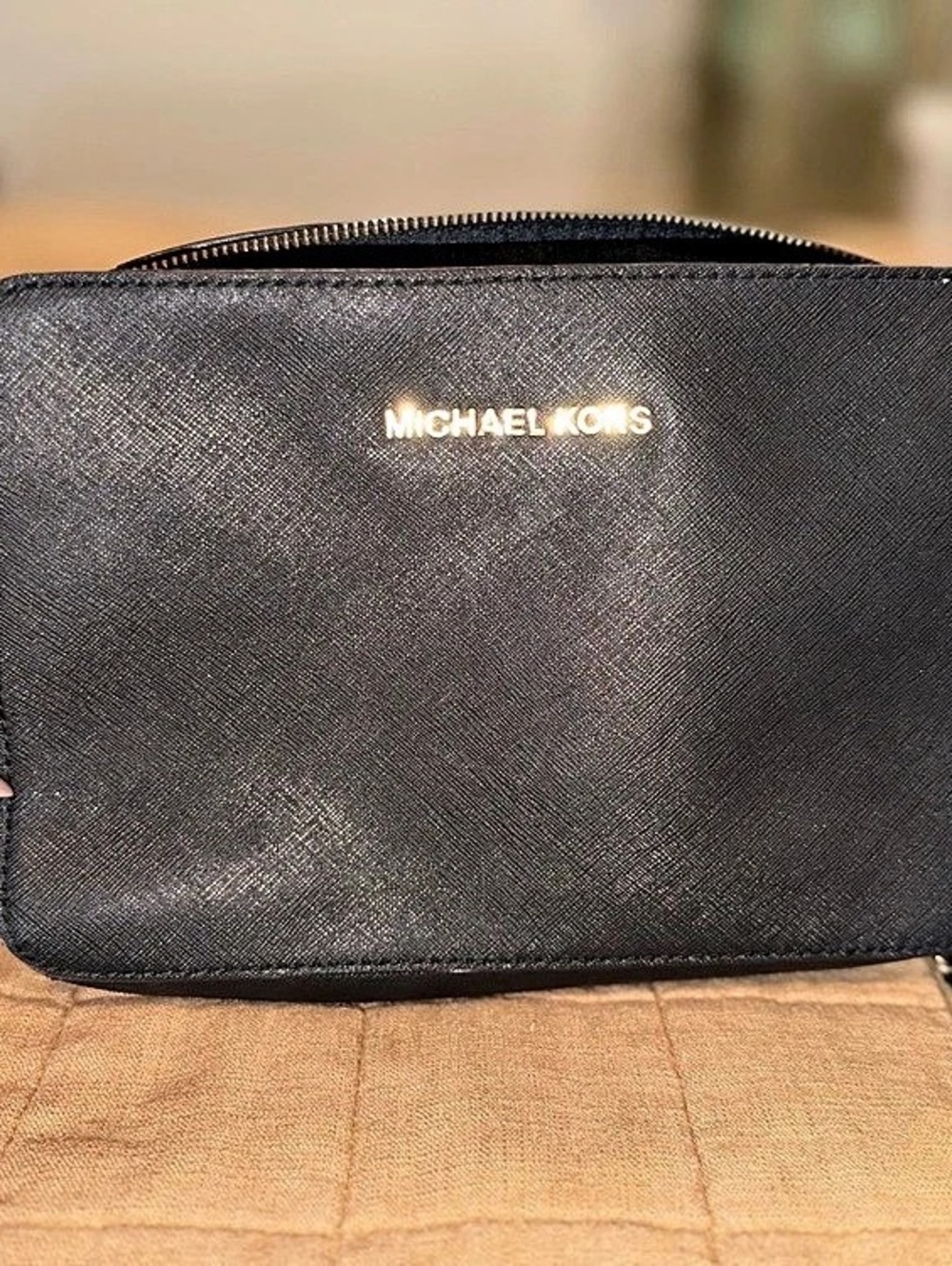 Michael Kors Jet Set Travel Large Saffiano Leather Dome Crossbody Black Bag
